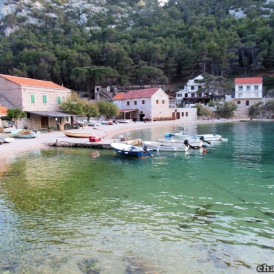 hvar_1a.jpg